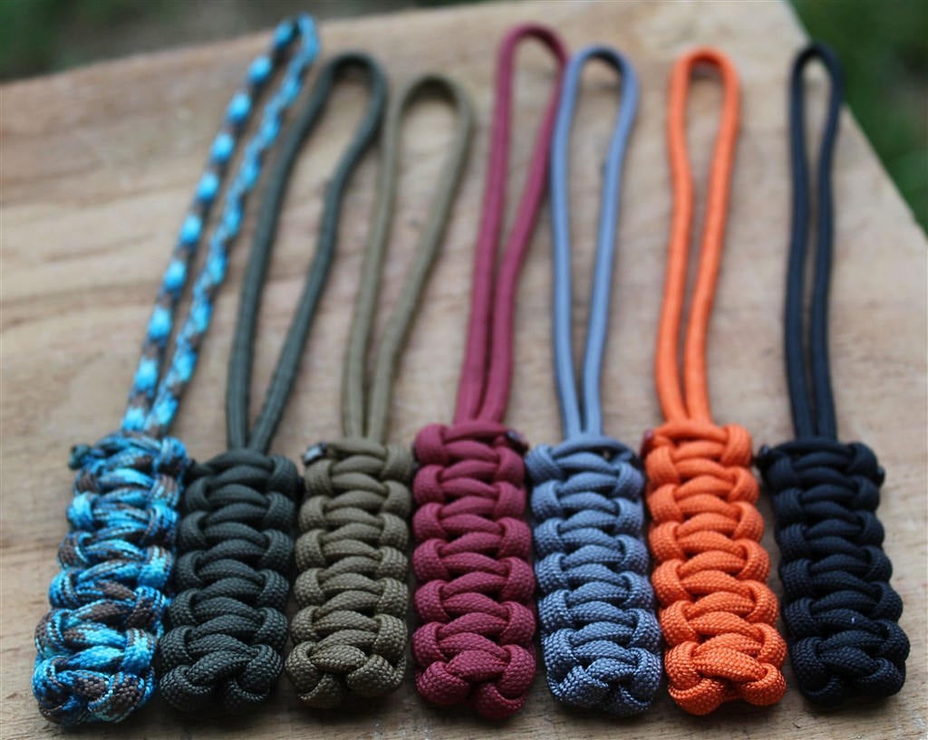 Cobra Stitch Paracord Lanyard with Loop – Z and C Metalworks